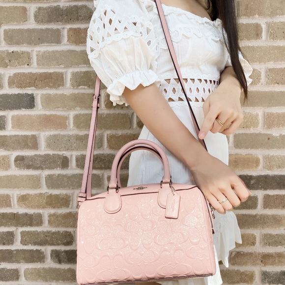 👜💕Coach Satchel Crossbody pink logo - Picture 2 of 6